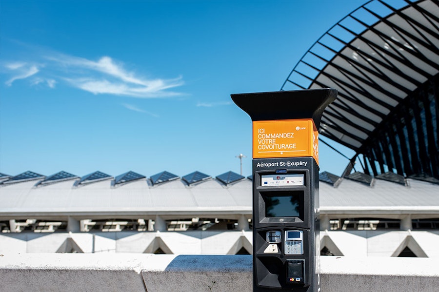 accès co-voiturage bornes Lyon aéroport