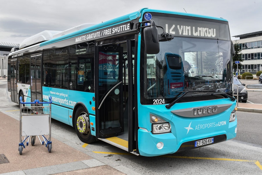 navette gratuite lyon aéroport