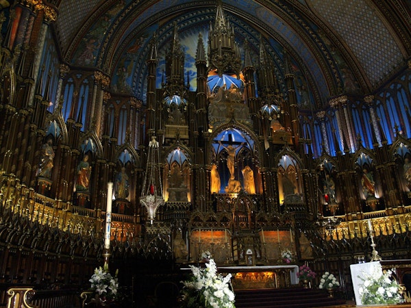 Une des cent églises de Montréal au Canada