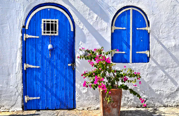 Destination Bodrum maison blanche et bleue