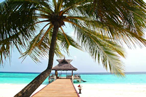 Destination Malé Maldives plage ponton