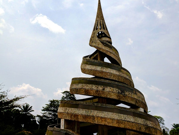 yaounde-monument-reunification