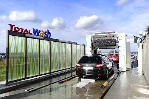 Station service total Lyon aéroport lavage