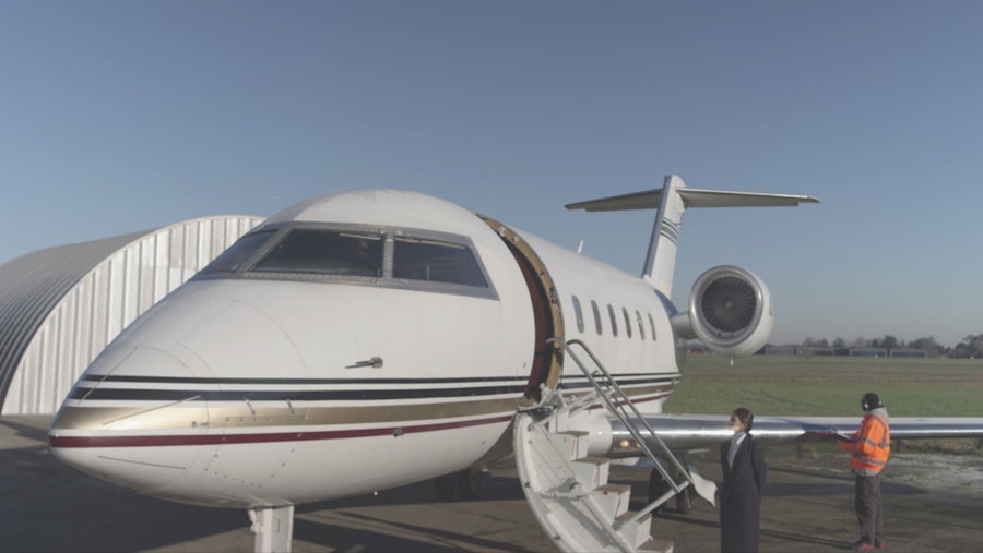 homepage_business_aviation_header_video