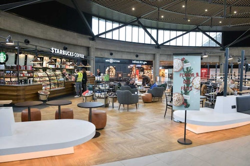 Starbucks Terminal 1 