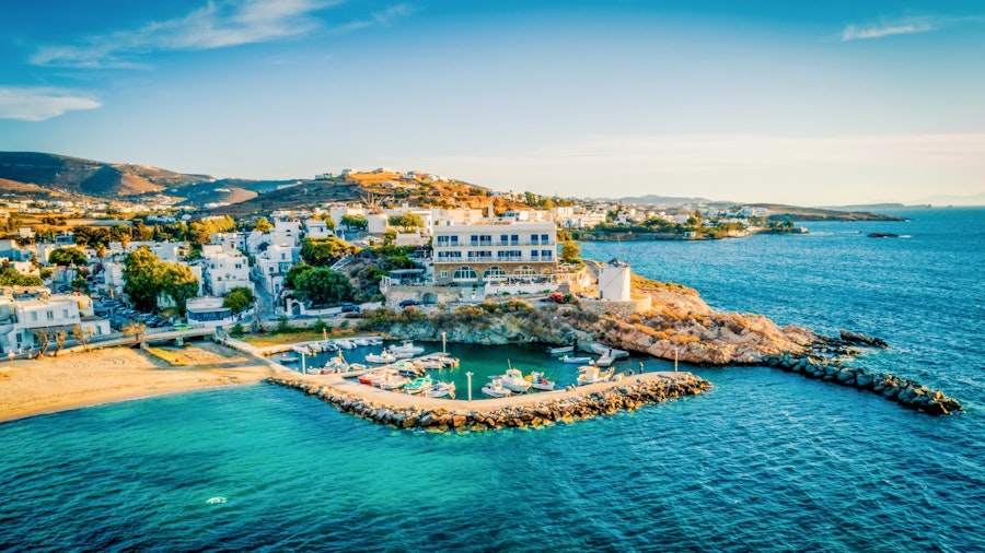 Ville de Paros