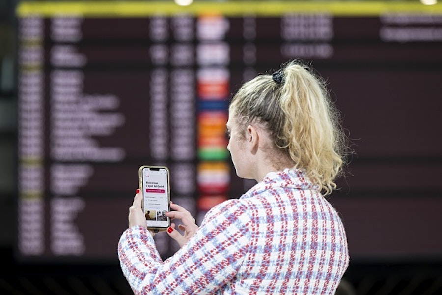 terminal écran app application téléphone voyage